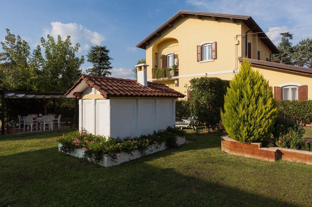 Longare Nina Guest House מראה חיצוני תמונה